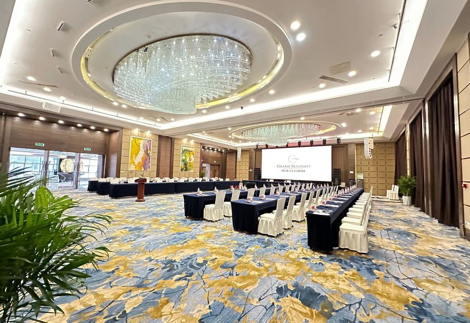 Grand Skylight International Hotel Guiyang (Zhujiang Road Metro Station) Photo 8