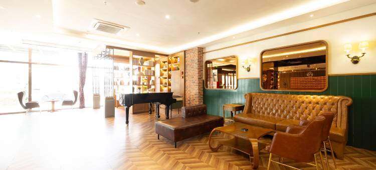 柏纳酒店(赛罕区公检法办公区店)图片