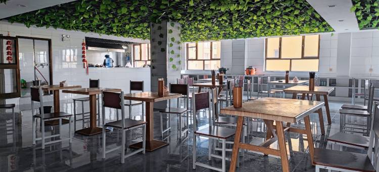 麦盖提百川国际酒店图片