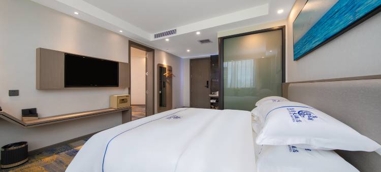 鲁甸昊月大酒店图片