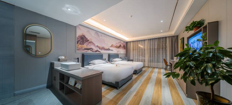 洛阳中州酒店(牡丹广场高铁龙门站店)图片