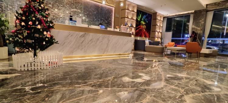 蓝图云端酒店(深圳龙城广场地铁站店)图片
