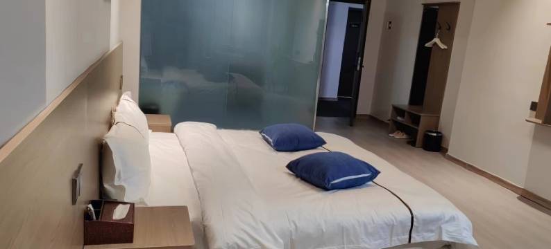 鸡泽1980主题酒店图片