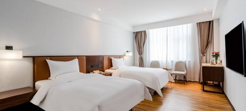 颐润酒店(五粮液生态园宜宾学院江北店)图片