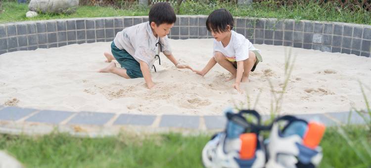 十里朗月温泉民宿(雅安月亮湖店)图片