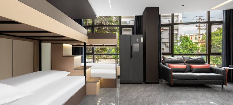 爱电竞酒店(贵州兴义梦乐城桔山广场店)图片