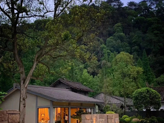 千里走单骑·乐山