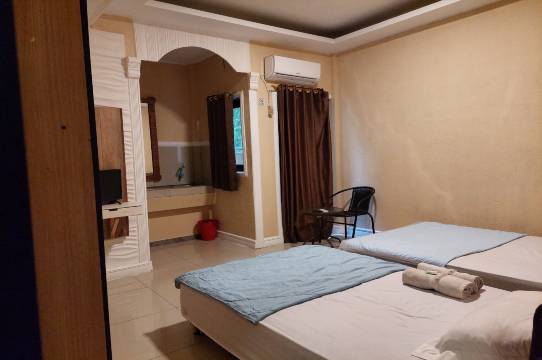 萨巴拉亚齐坎佩朱安达酒店(Pondok Sabaraya Haji Juanda Cikampek Purwakarta)