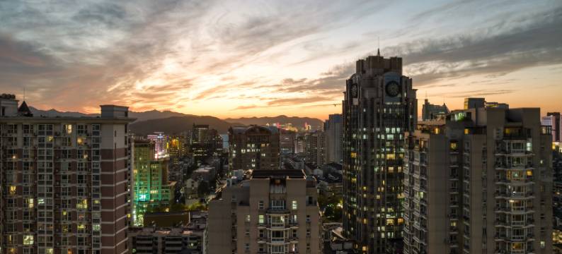 花田赞酒店(西湖中河北路地铁站店)图片