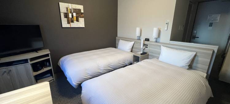 露樱酒店长冈站前店(Hotel Route-Inn Nagaoka Ekimae)图片