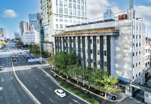 时光漫步S酒店（昆明东风广场店）外景图