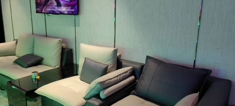 包头赛博电竞酒店(钢铁大街店)图片