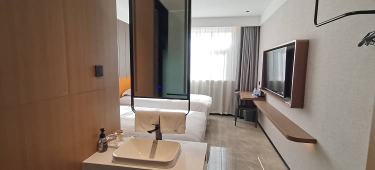 旅途酒店(正定古城小商品夜市店)图片