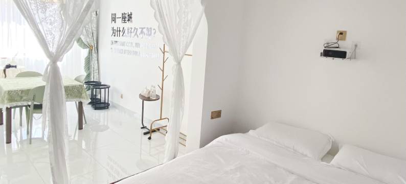 梦归·哆啦·民宿(集宁一中店)图片