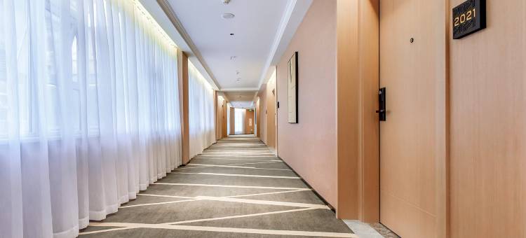 IU酒店(重庆思源轻轨站店)图片