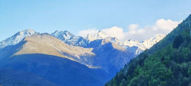 康定易安民宿(康定新城店)图片