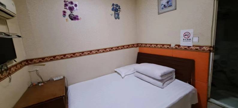 上海泸富旅馆图片