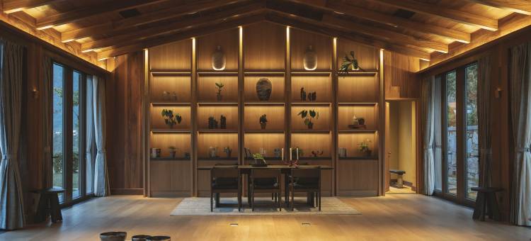 松赞丙中洛山居图片