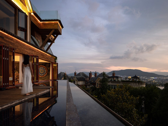 腾冲览月温泉酒店