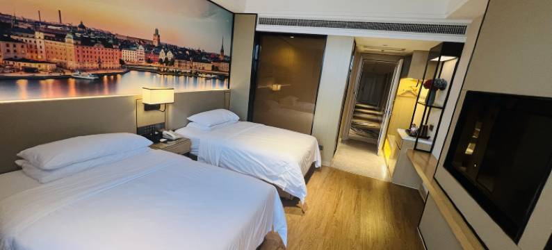 追风电竞酒店(丰城高铁站龙润万达店)图片