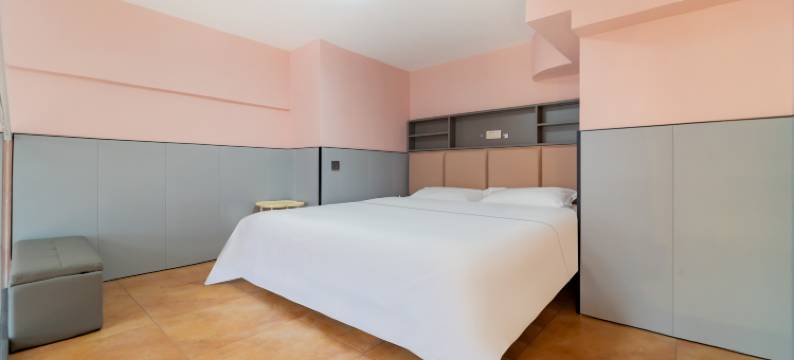 鑫意·loft轻奢民宿(长春火车站万龙广场店)图片