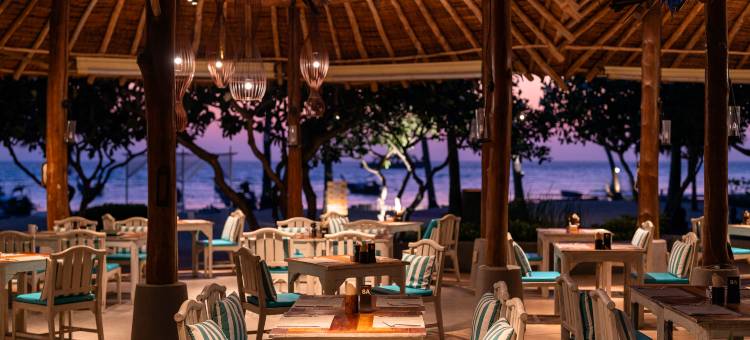 塞伊皮皮岛度假酒店(SAii Phi Phi Island Village)图片