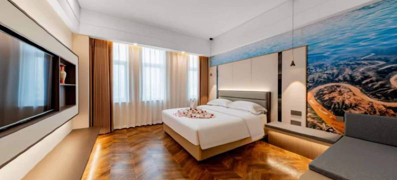 鄂尔多斯黄河·阳光酒店(达拉特旗银肯公园店)图片