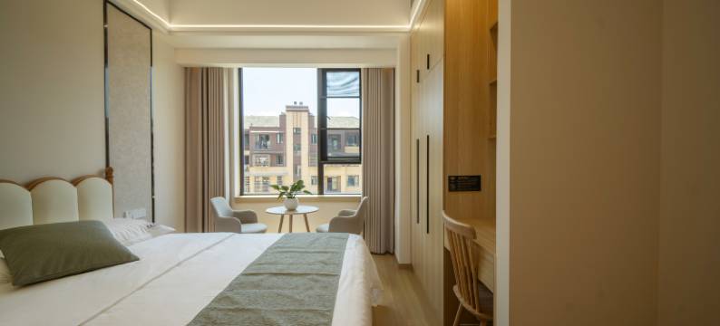 沿途有里民宿(恩施火车站机场店)图片