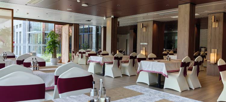 连山东韵双龙湖酒店图片