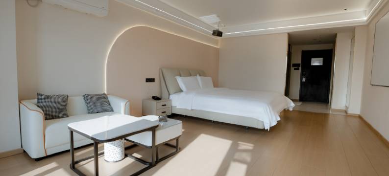 铭人影院精品酒店(黄石港万达广场店)图片