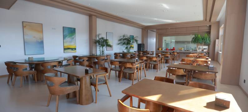 克什克腾旗经棚镇至云雀拾光酒店图片