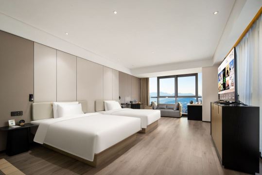 Atour Hotel (Taizhou Linhai) Over view