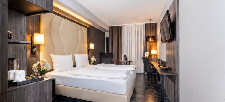 诺德施泰特广场高级公园酒店(PLAZA Premium Parkhotel Norderstedt)图片