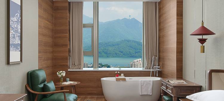 泊雲漫居·高空城景|SeaView云端酒店(深圳水贝国际黄金珠宝城店)图片