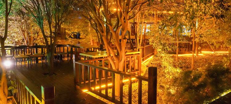 格美酒店(洛阳三川大道浩洋服饰店)图片