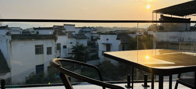 宏村望山云舍民宿(赛金花景区店)图片