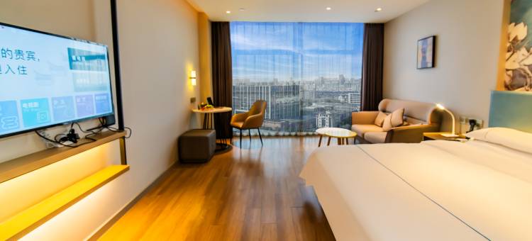 白玉兰酒店(桐乡世贸中心店)图片