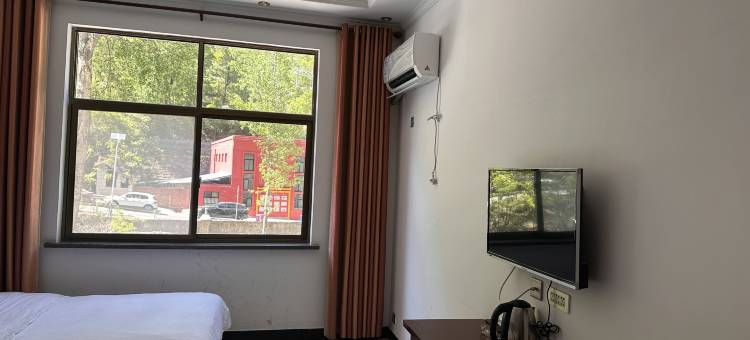 双底村渡假山庄图片