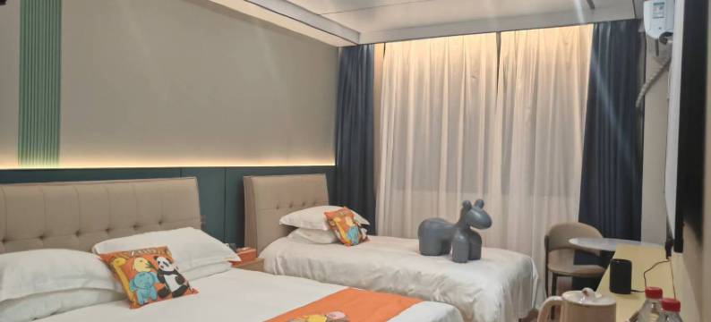 莫兰迪智能民宿(广西民族大学相思湖校区相思小镇店)图片