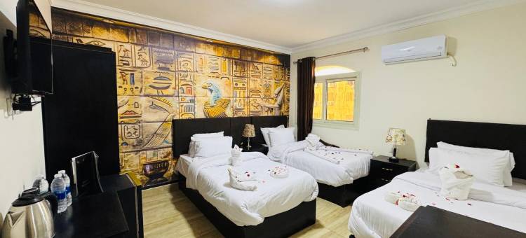 凤凰金字塔景观旅馆(Phoenix Pyramids View Inn)图片