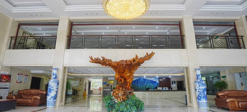 长旅沁庐假日酒店 (井冈山生态苑店)图片