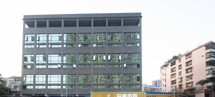 白鲸电竞酒店(清远城市广场万达广场店)图片