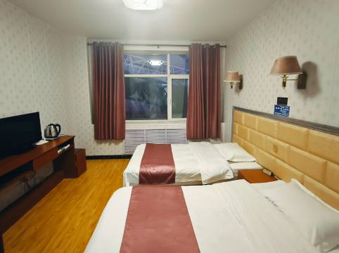 德令哈悦昂宾馆