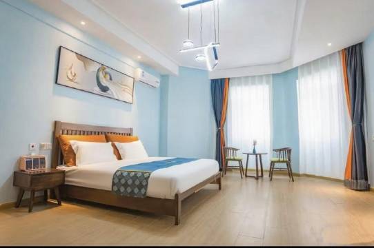 尚云海樘公寓(乐华欢乐城店)