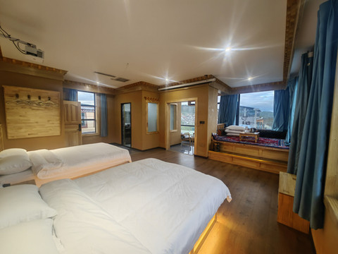 郎木寺达哇噶部康养民宿酒店(纳摩大峡谷店)