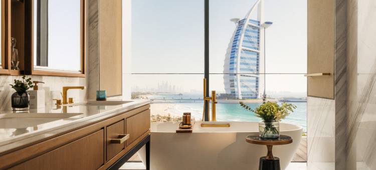 迪拜卓美亚港湾酒店(Jumeirah Marsa Al Arab Dubai)图片