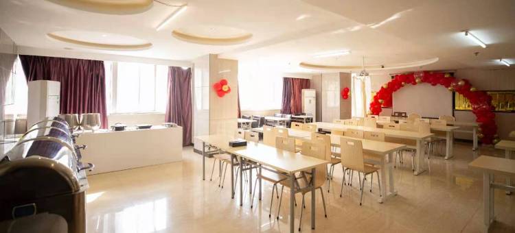 轩居酒店(洛阳牡丹广场地铁站万达广场店)图片