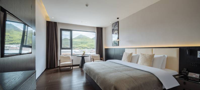 柏纳酒店(香格里拉香巴拉旅游小镇机场店)图片