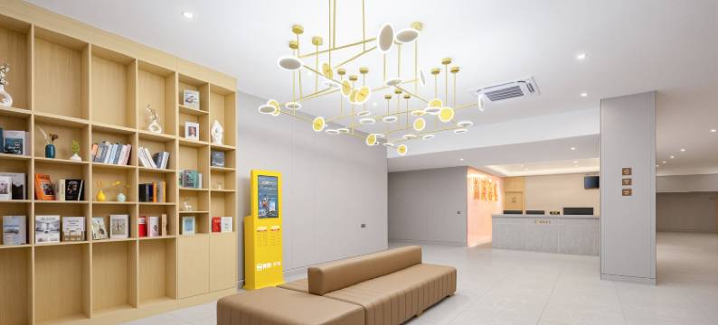 潮漫酒店(海南华侨中学仁恒里店)图片