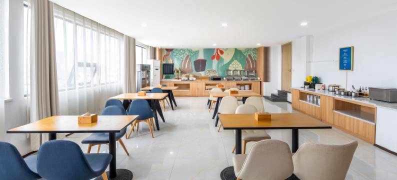 优程酒店(武汉五环大道地铁站五环体育中心店)图片